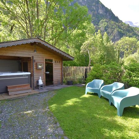 La Cle Des Bois Bed & Breakfast Le Bourg-dʼOisans Dış mekan fotoğraf