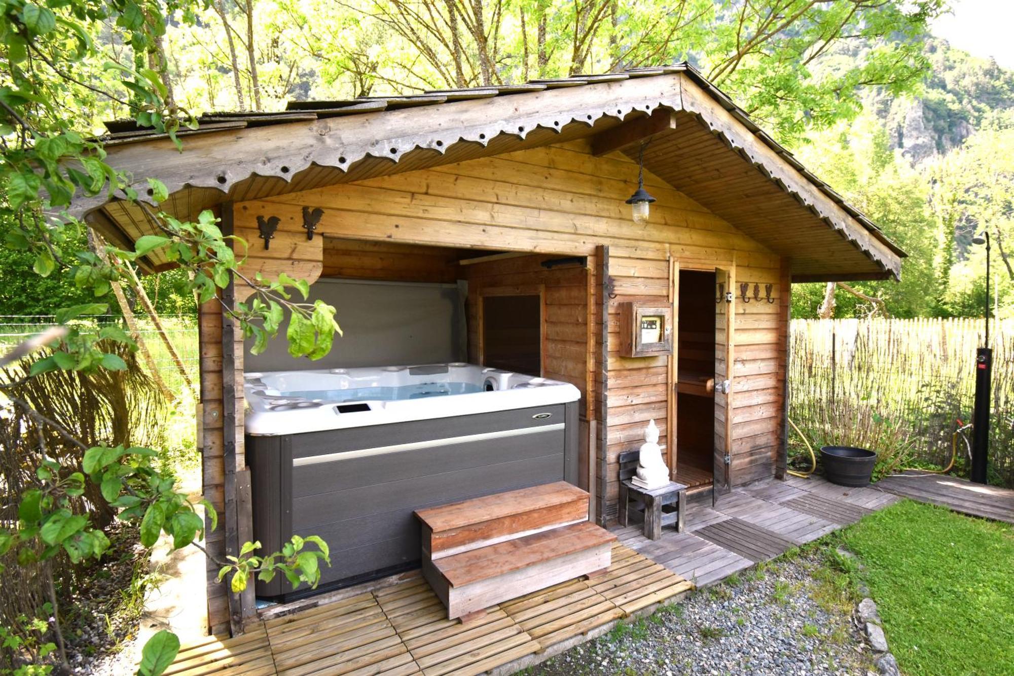 La Cle Des Bois Bed & Breakfast Le Bourg-dʼOisans Dış mekan fotoğraf