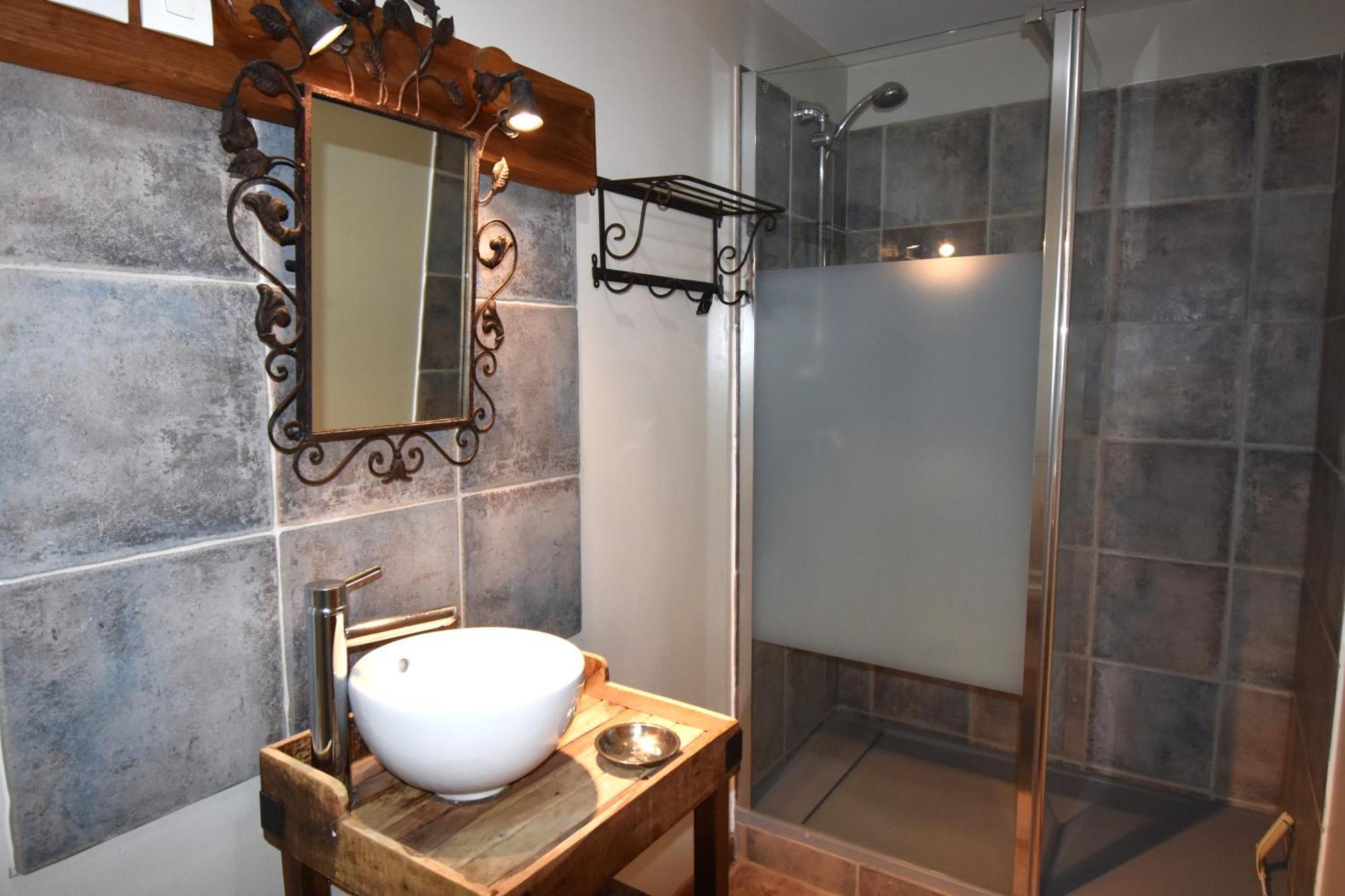 La Cle Des Bois Bed & Breakfast Le Bourg-dʼOisans Dış mekan fotoğraf
