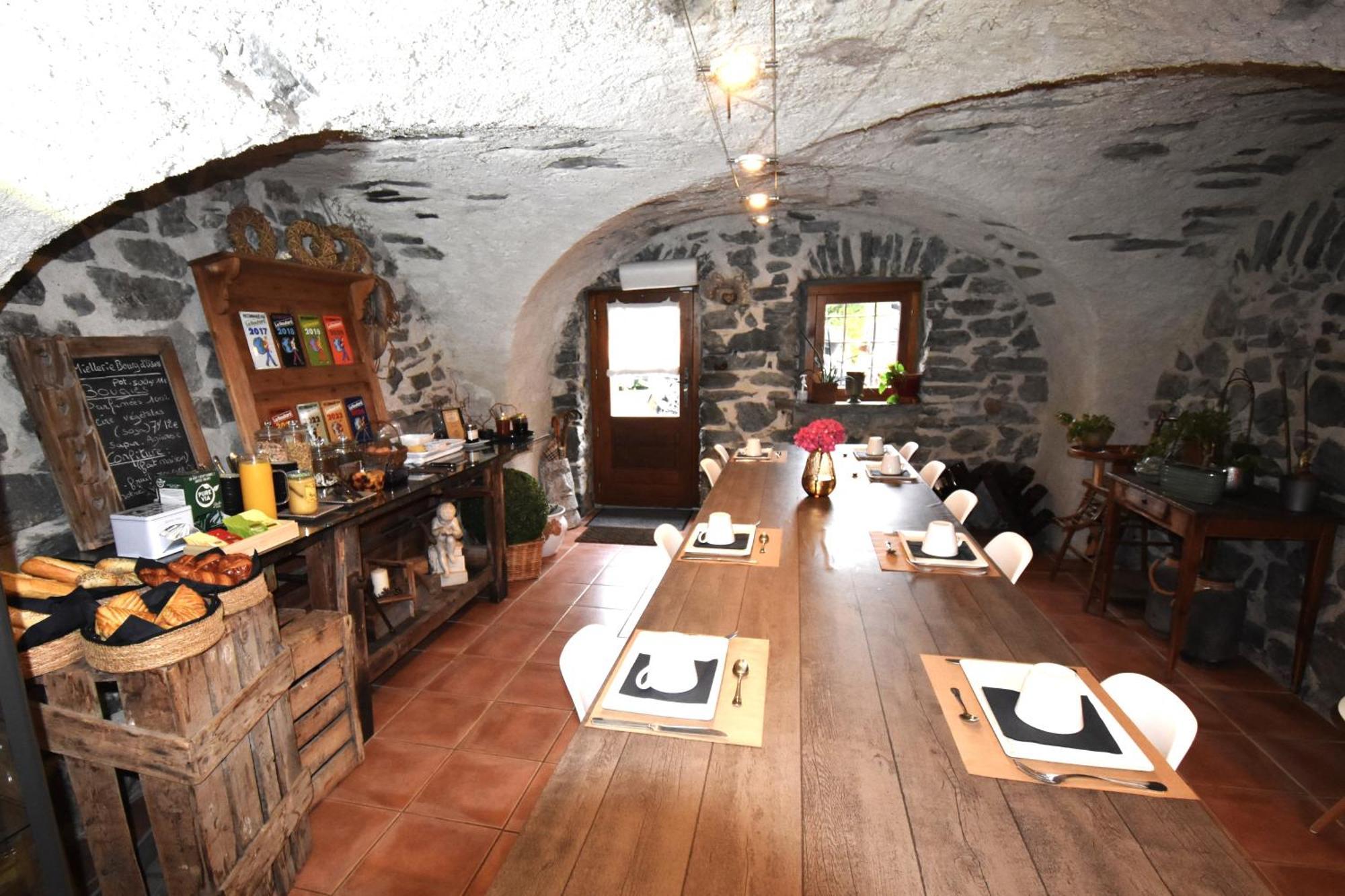 La Cle Des Bois Bed & Breakfast Le Bourg-dʼOisans Dış mekan fotoğraf