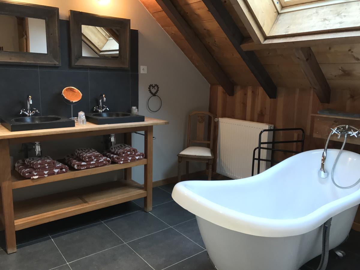 La Cle Des Bois Bed & Breakfast Le Bourg-dʼOisans Dış mekan fotoğraf
