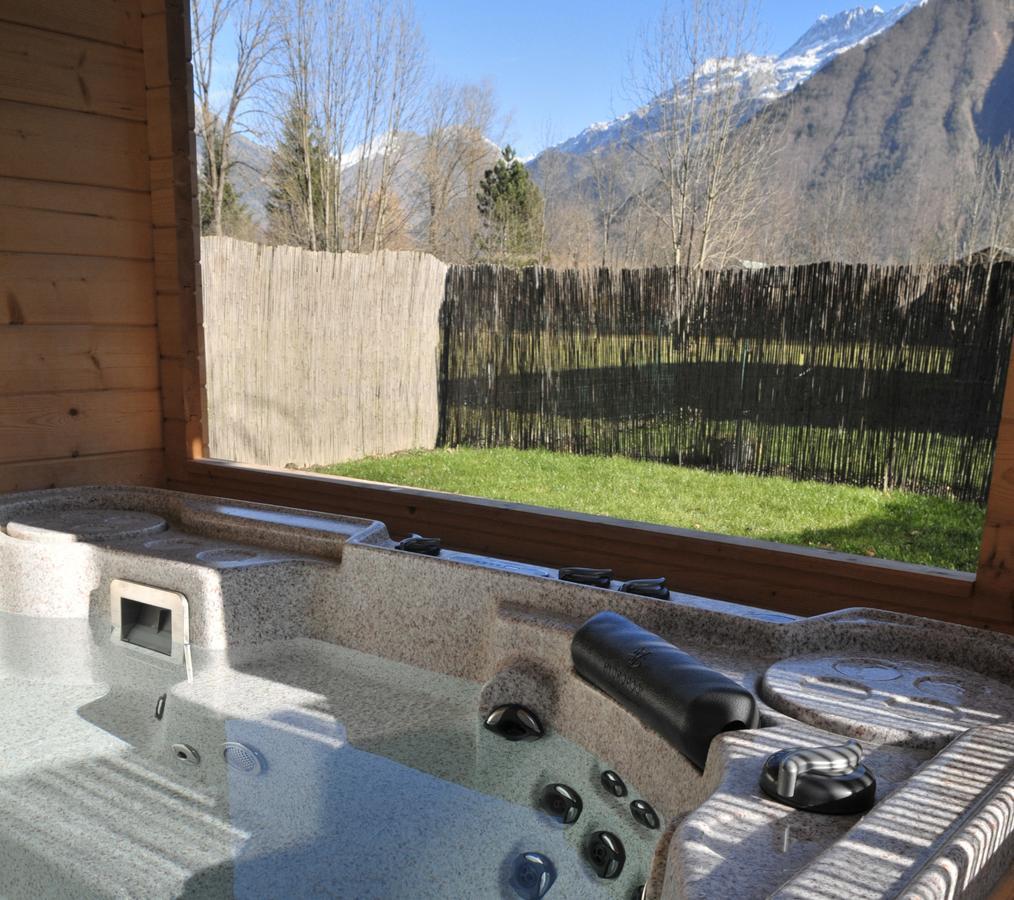 La Cle Des Bois Bed & Breakfast Le Bourg-dʼOisans Dış mekan fotoğraf