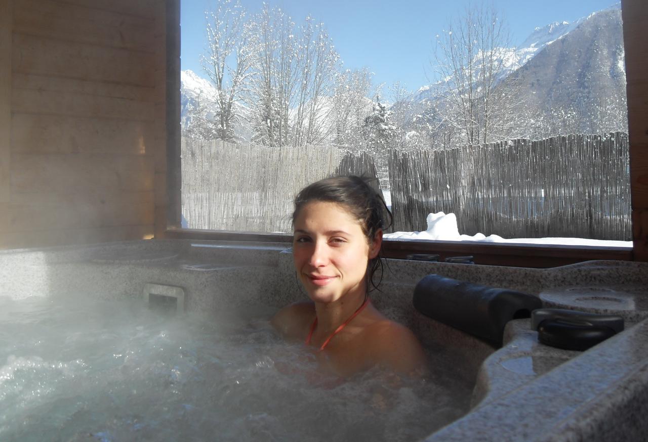 La Cle Des Bois Bed & Breakfast Le Bourg-dʼOisans Dış mekan fotoğraf